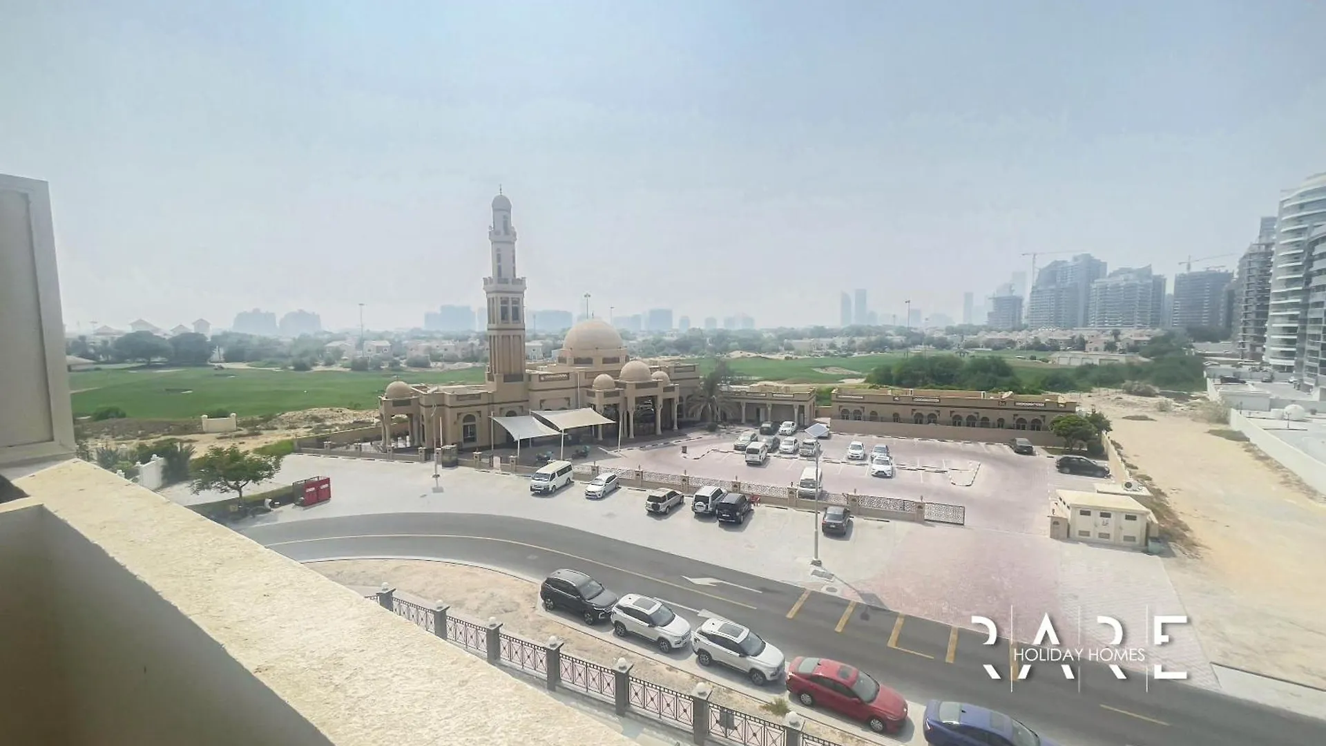 Rare Holiday Homes - Golf Course View - Dubai Sports City - Near Miracle Garden - Royal Residence - R302 Apartment