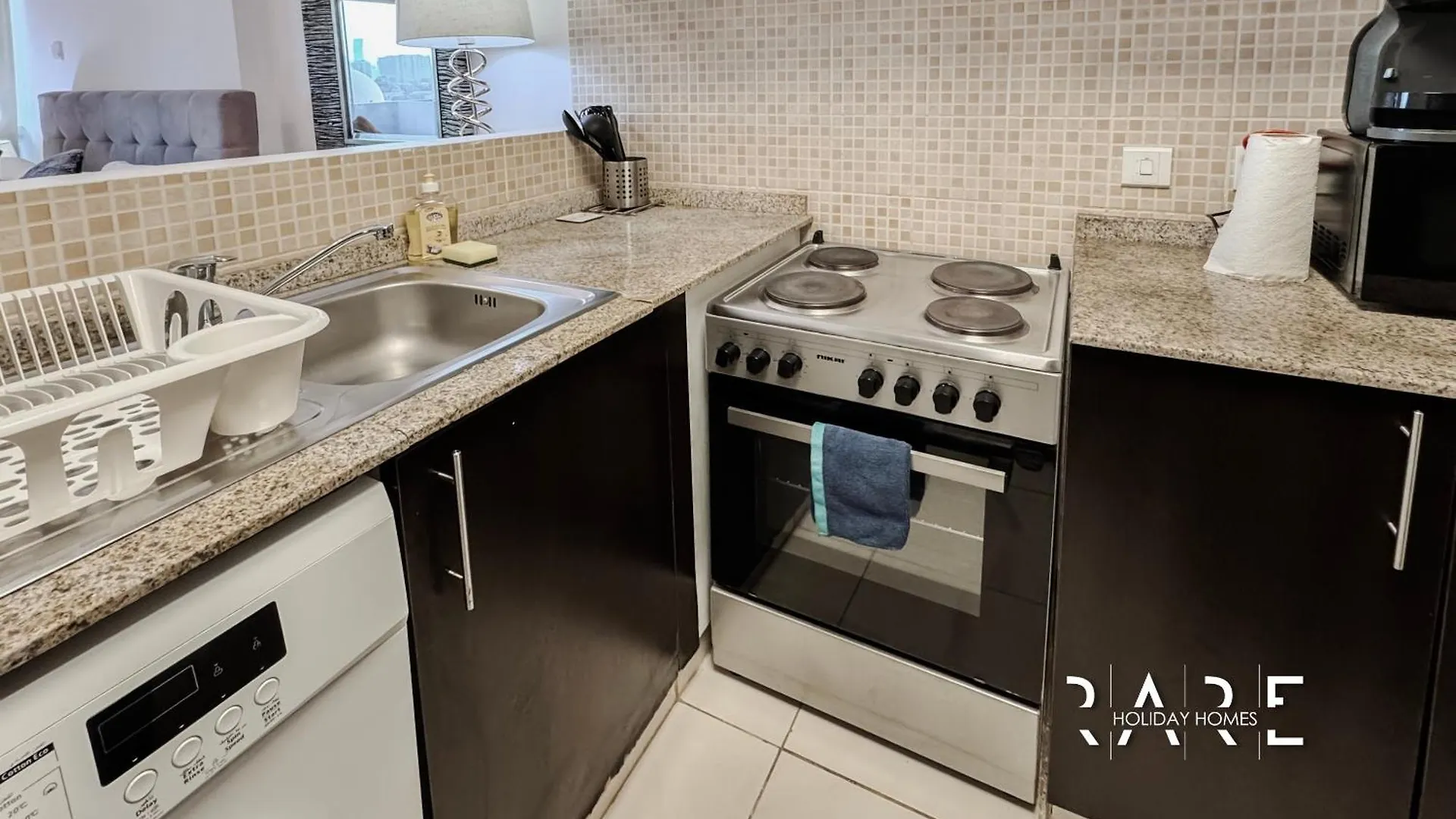 Rare Holiday Homes - Golf Course View - Dubai Sports City - Near Miracle Garden - Royal Residence - R302 United Arab Emirates